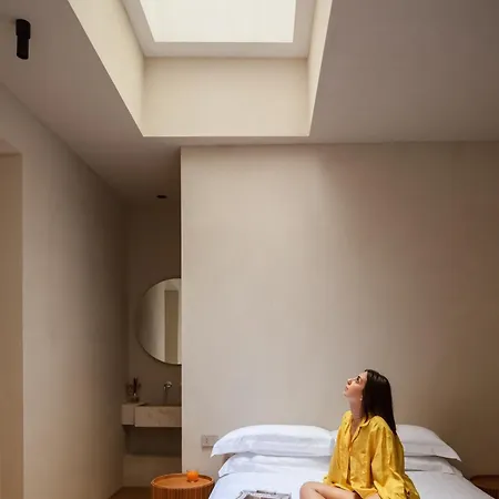 C10 Boutique فندق 3*