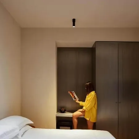 C10 Boutique 3* روما