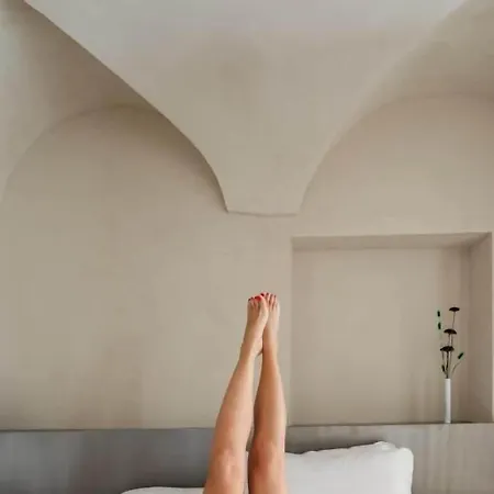 C10 Boutique Hotel